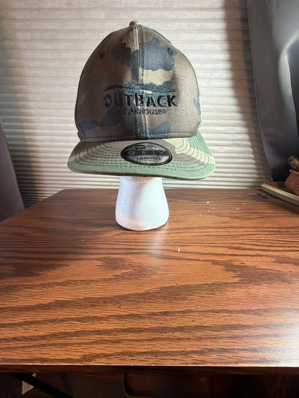 New Era 9FIFTY Outback Steakhouse Outbacker Of The Month Camo Snapback Hat